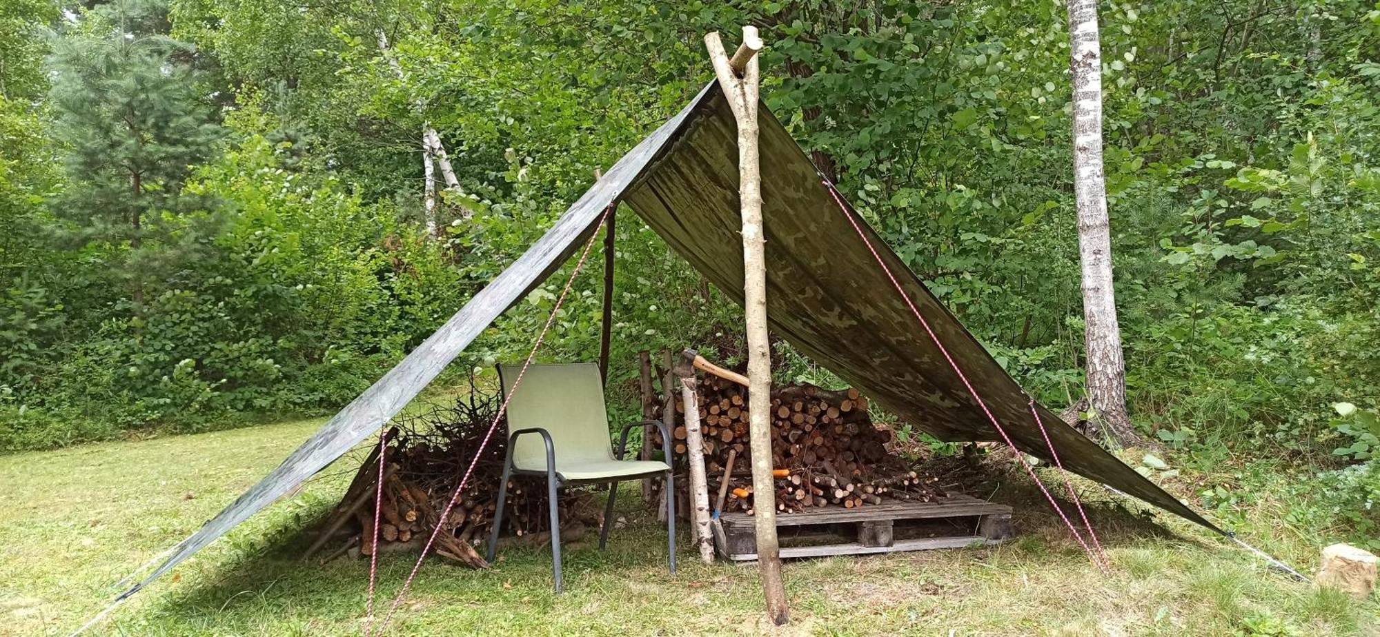 Survivalowa Chata W Lesie Bukowsko Ngoại thất bức ảnh